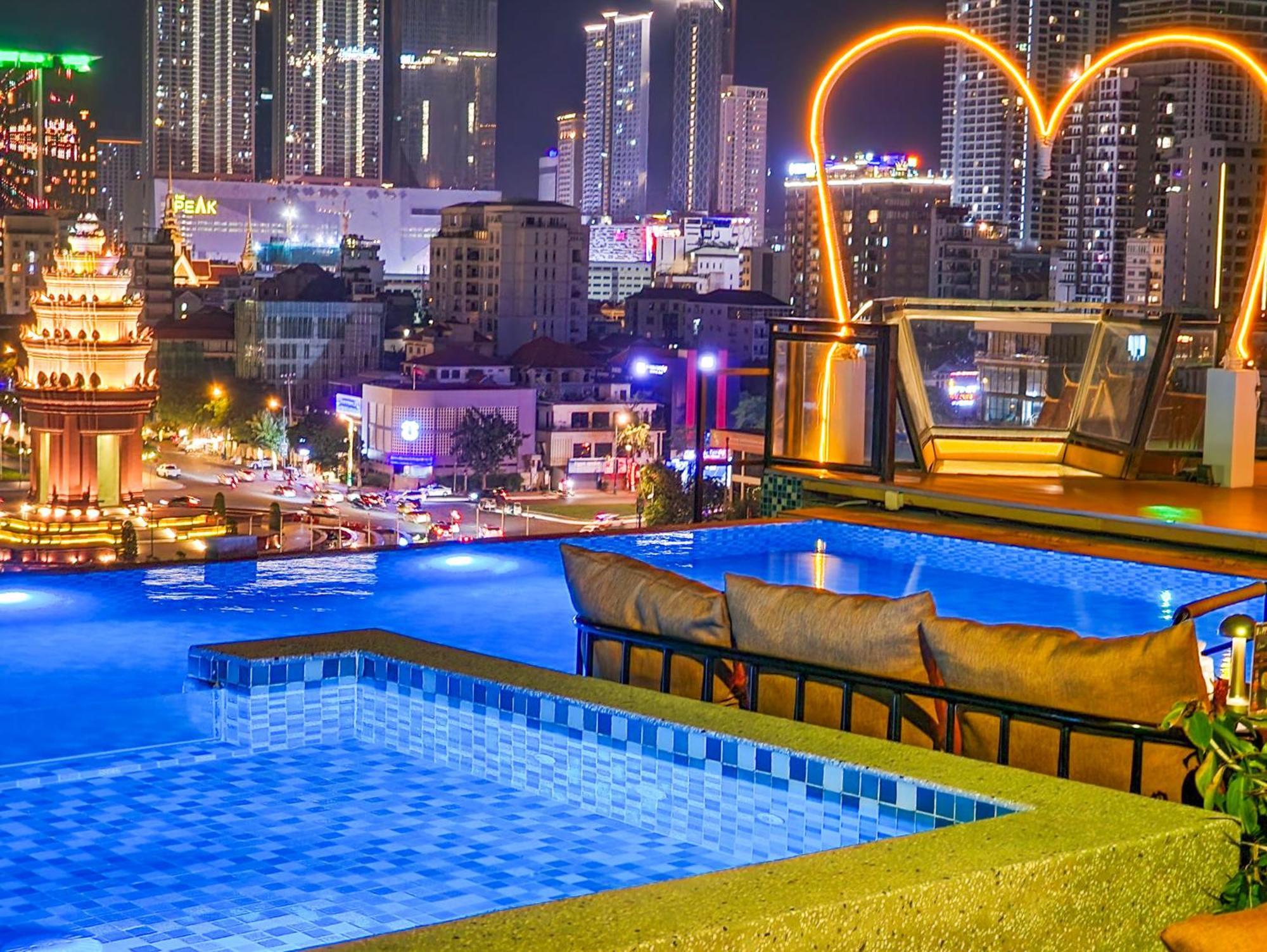 Phnom Penh 51 Hotel & Residences Exterior photo