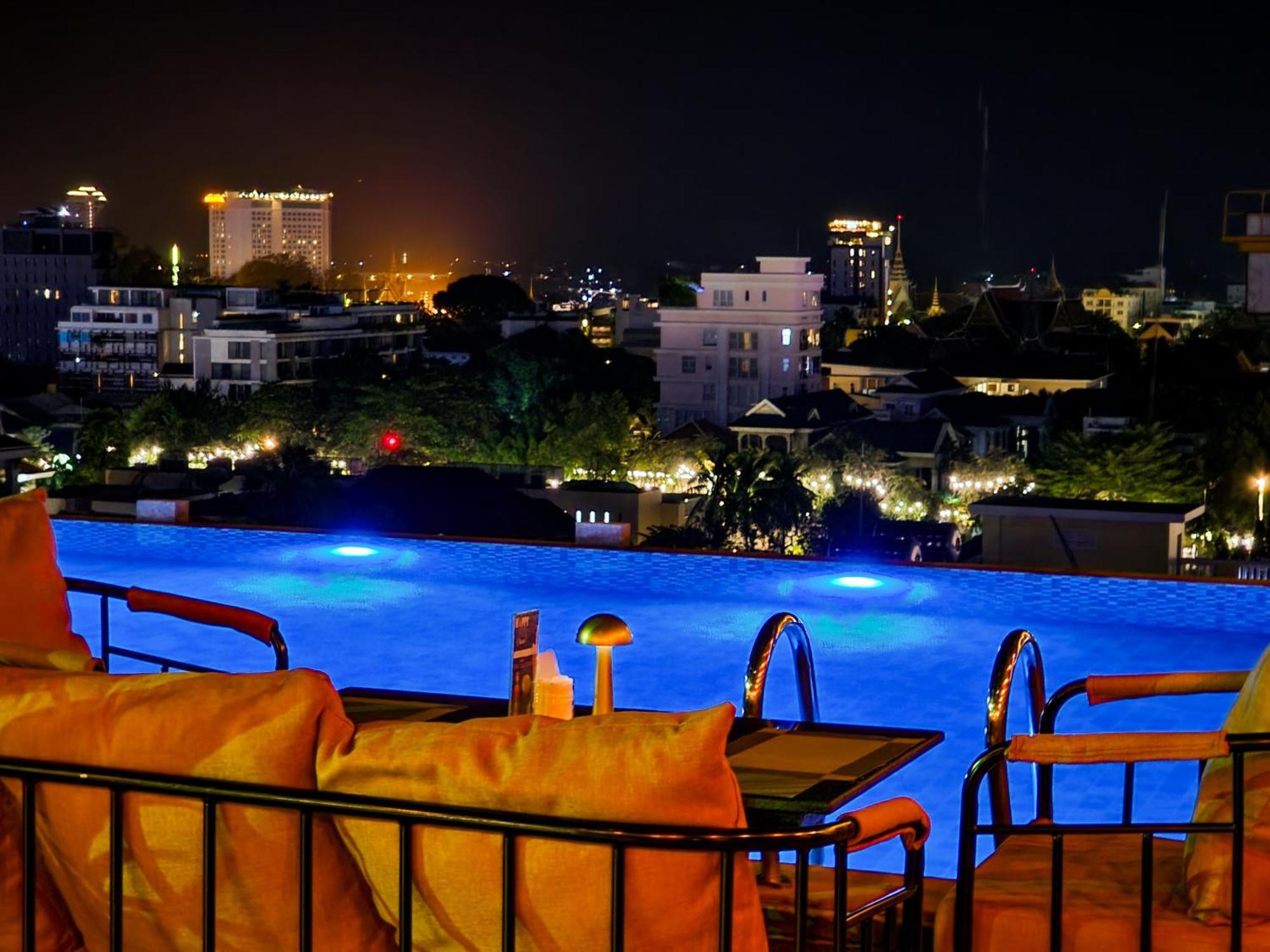 Phnom Penh 51 Hotel & Residences Exterior photo