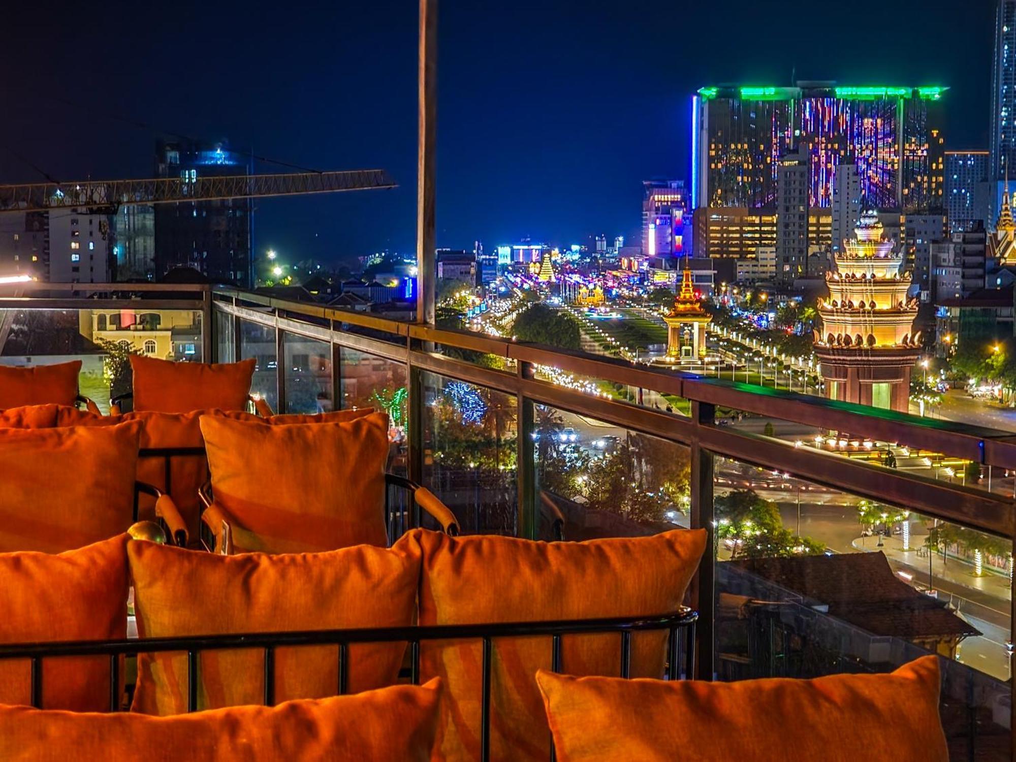 Phnom Penh 51 Hotel & Residences Exterior photo