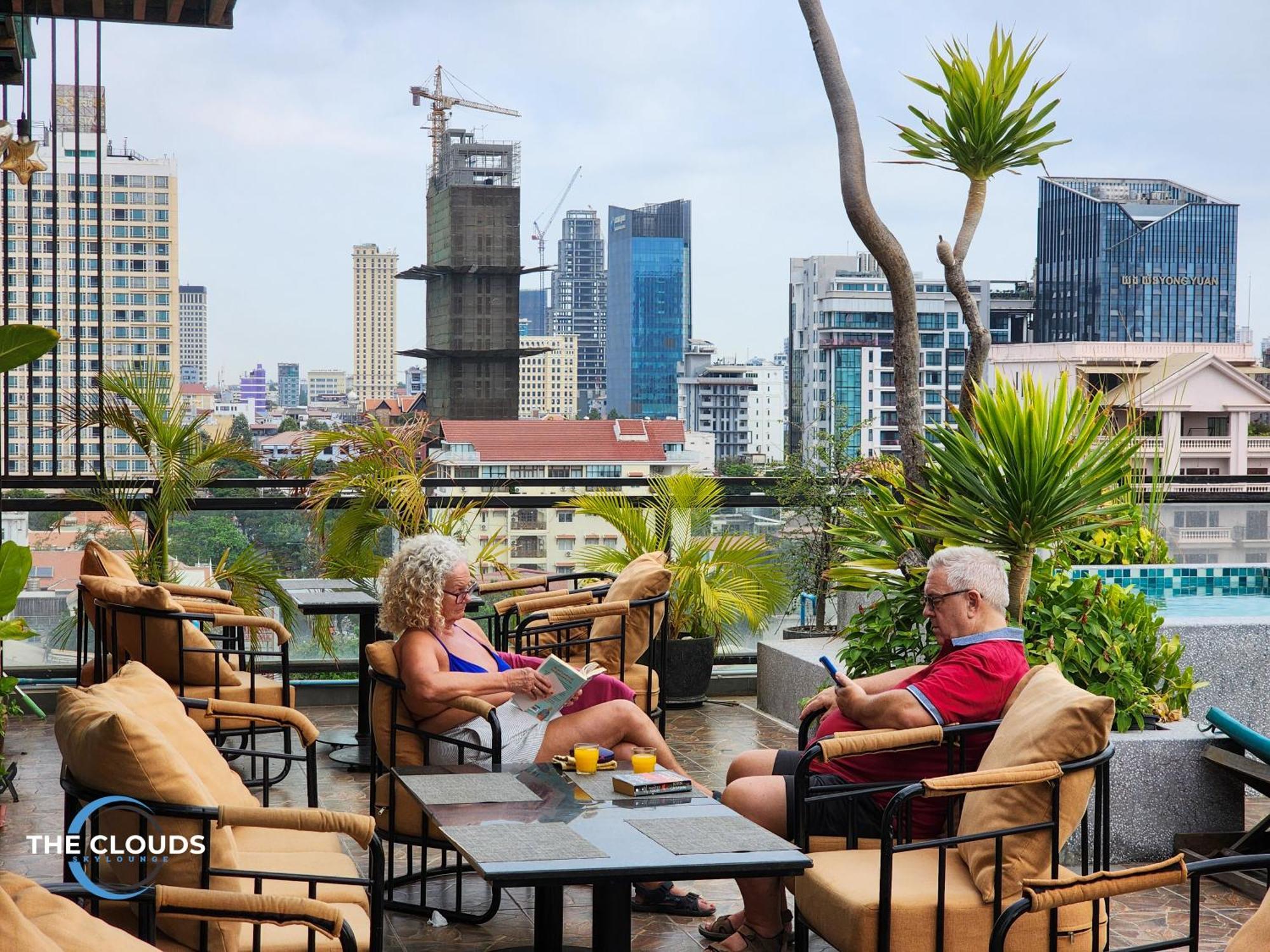 Phnom Penh 51 Hotel & Residences Exterior photo