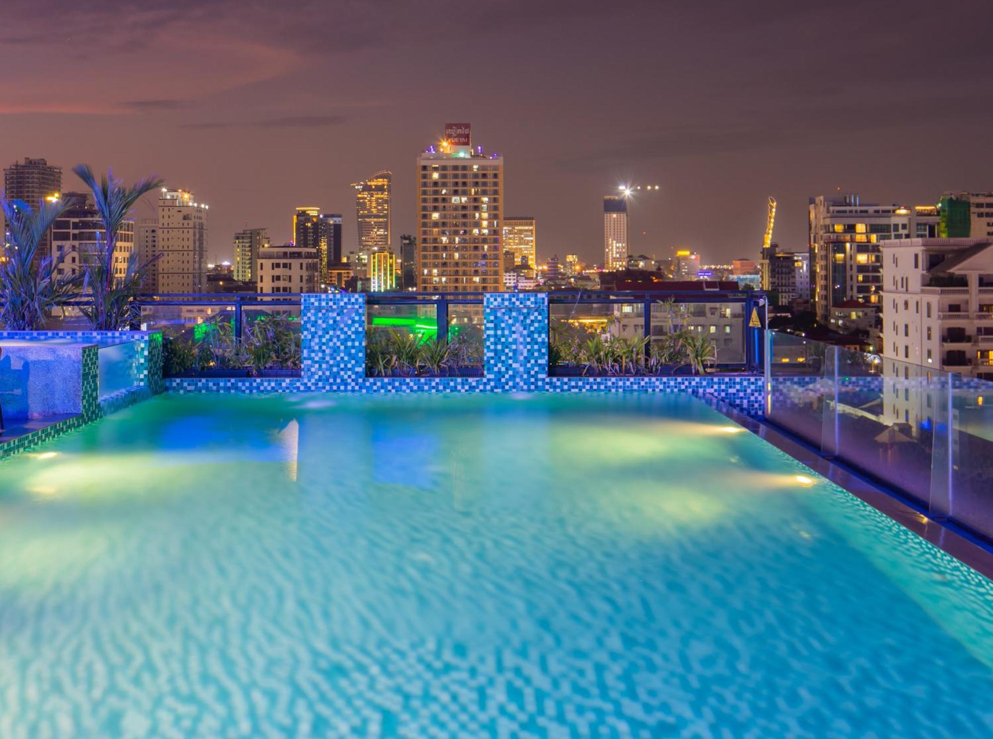 Phnom Penh 51 Hotel & Residences Exterior photo