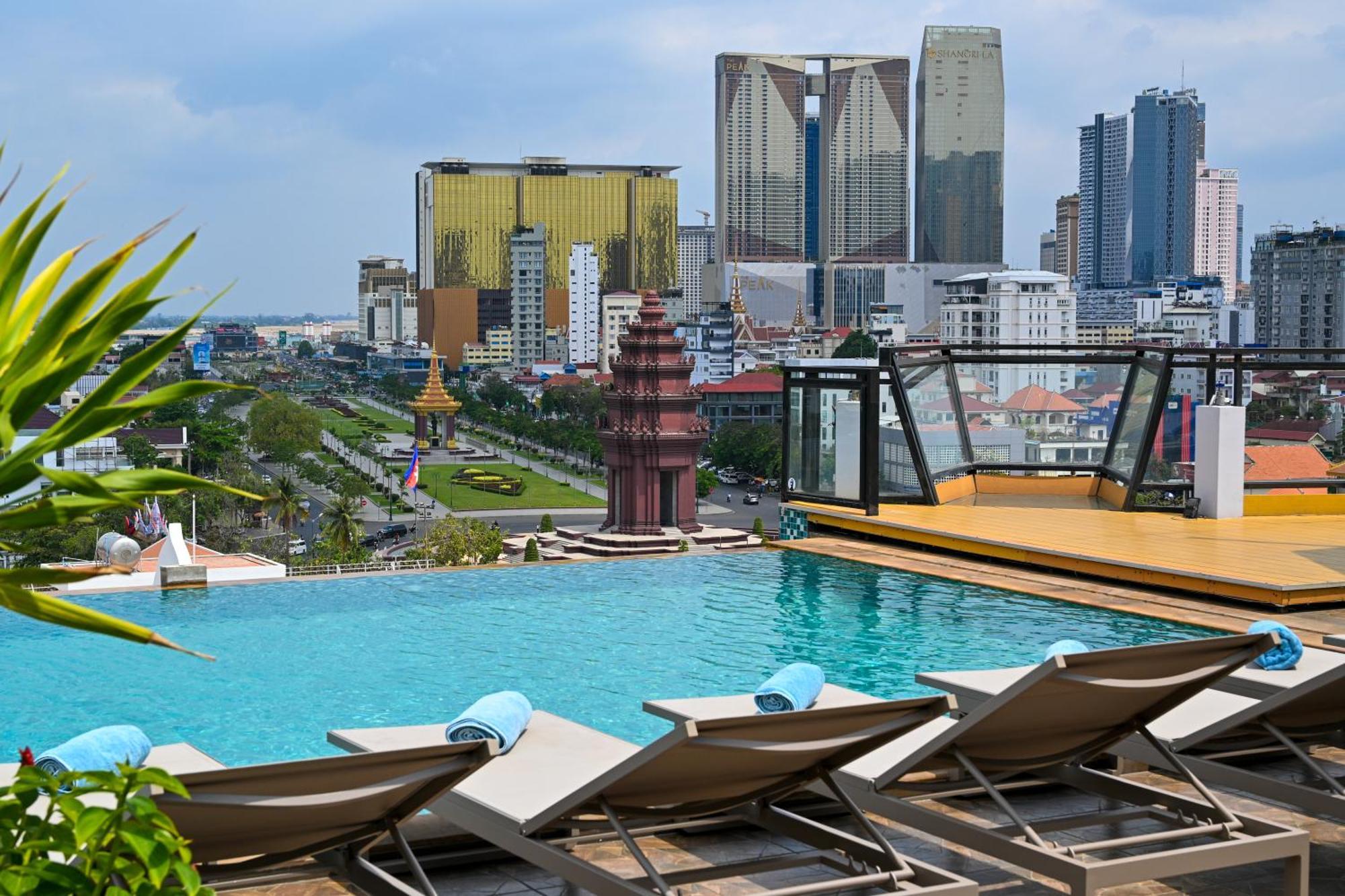 Phnom Penh 51 Hotel & Residences Exterior photo