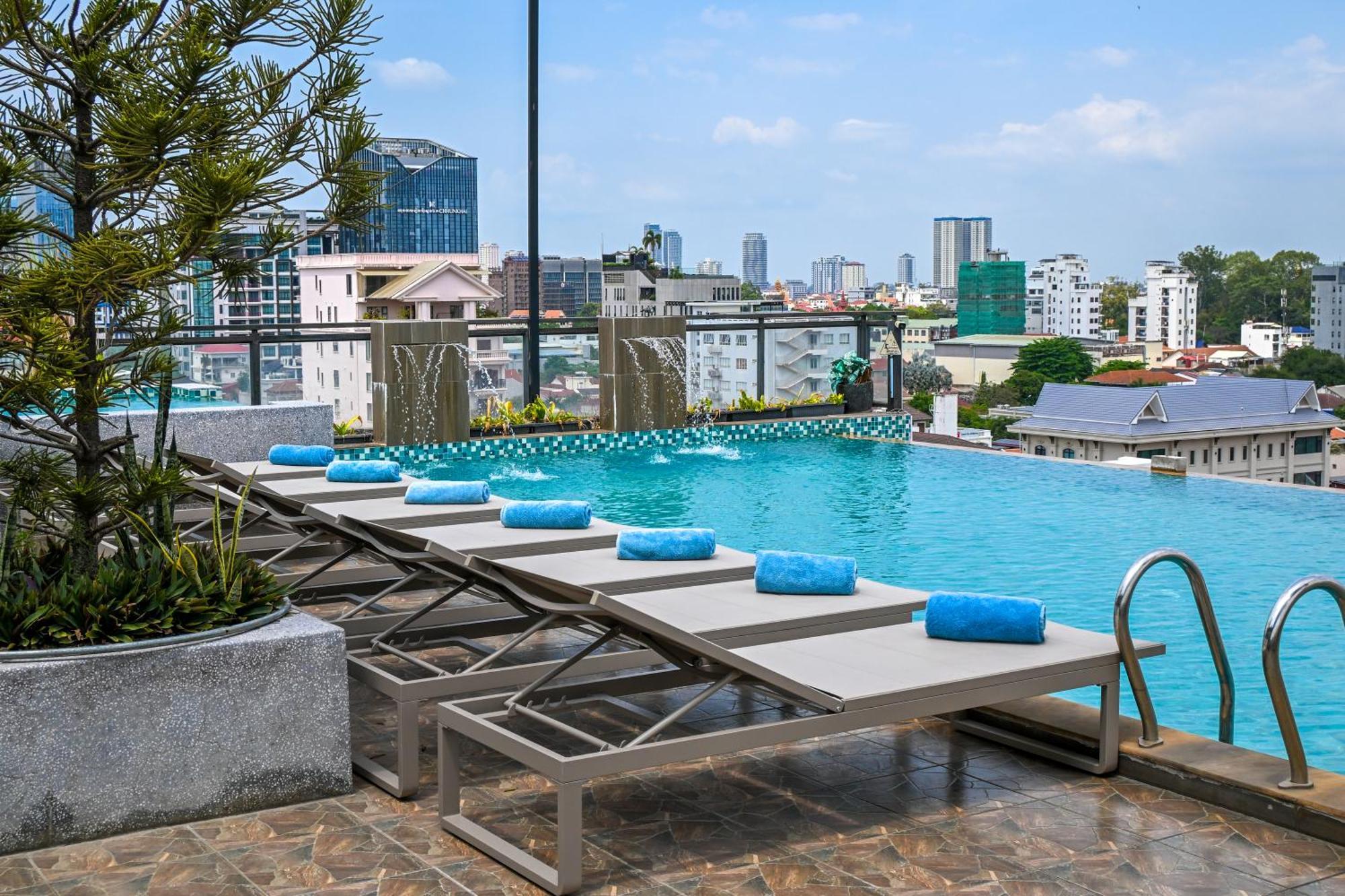 Phnom Penh 51 Hotel & Residences Exterior photo