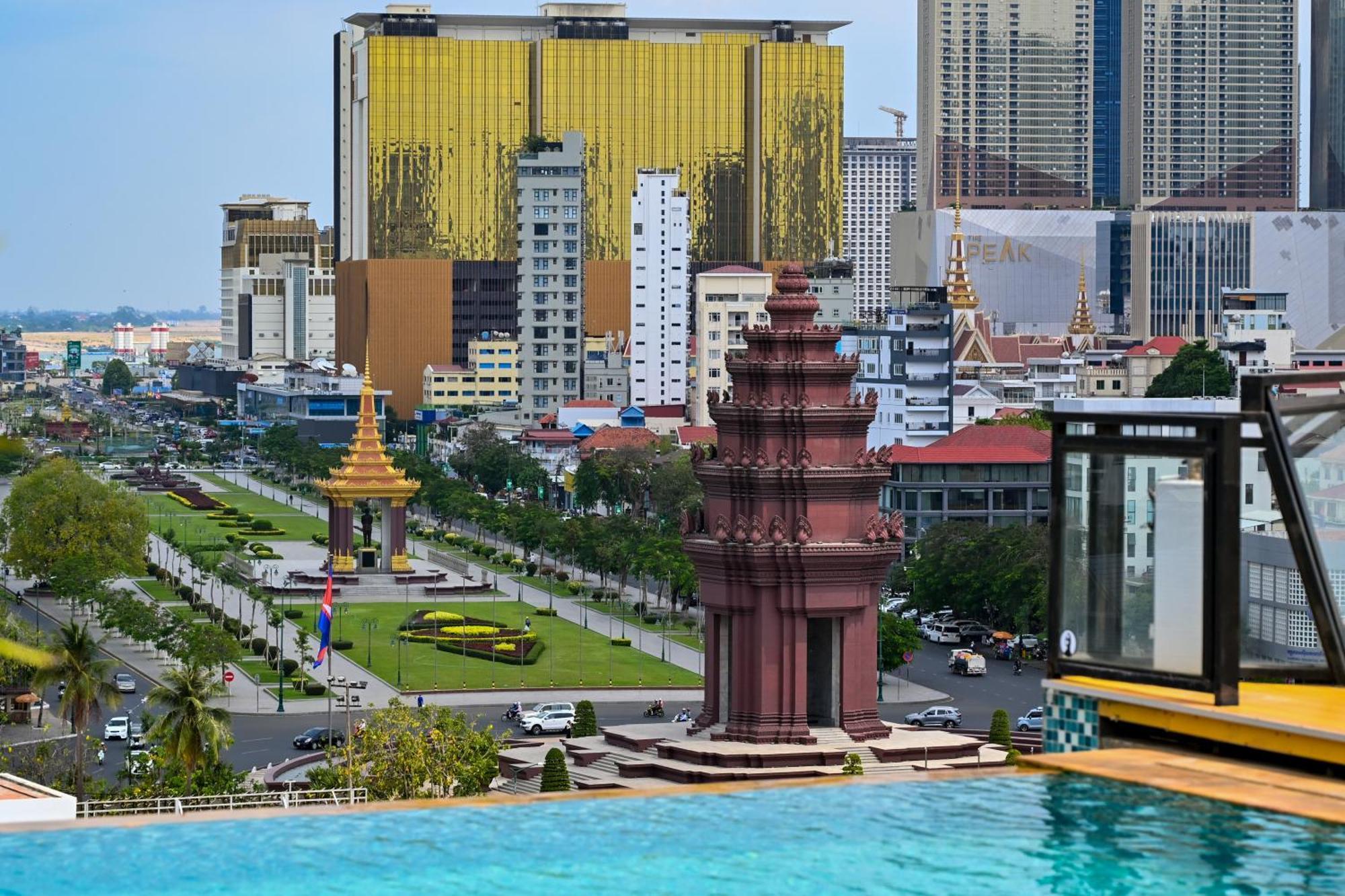 Phnom Penh 51 Hotel & Residences Exterior photo