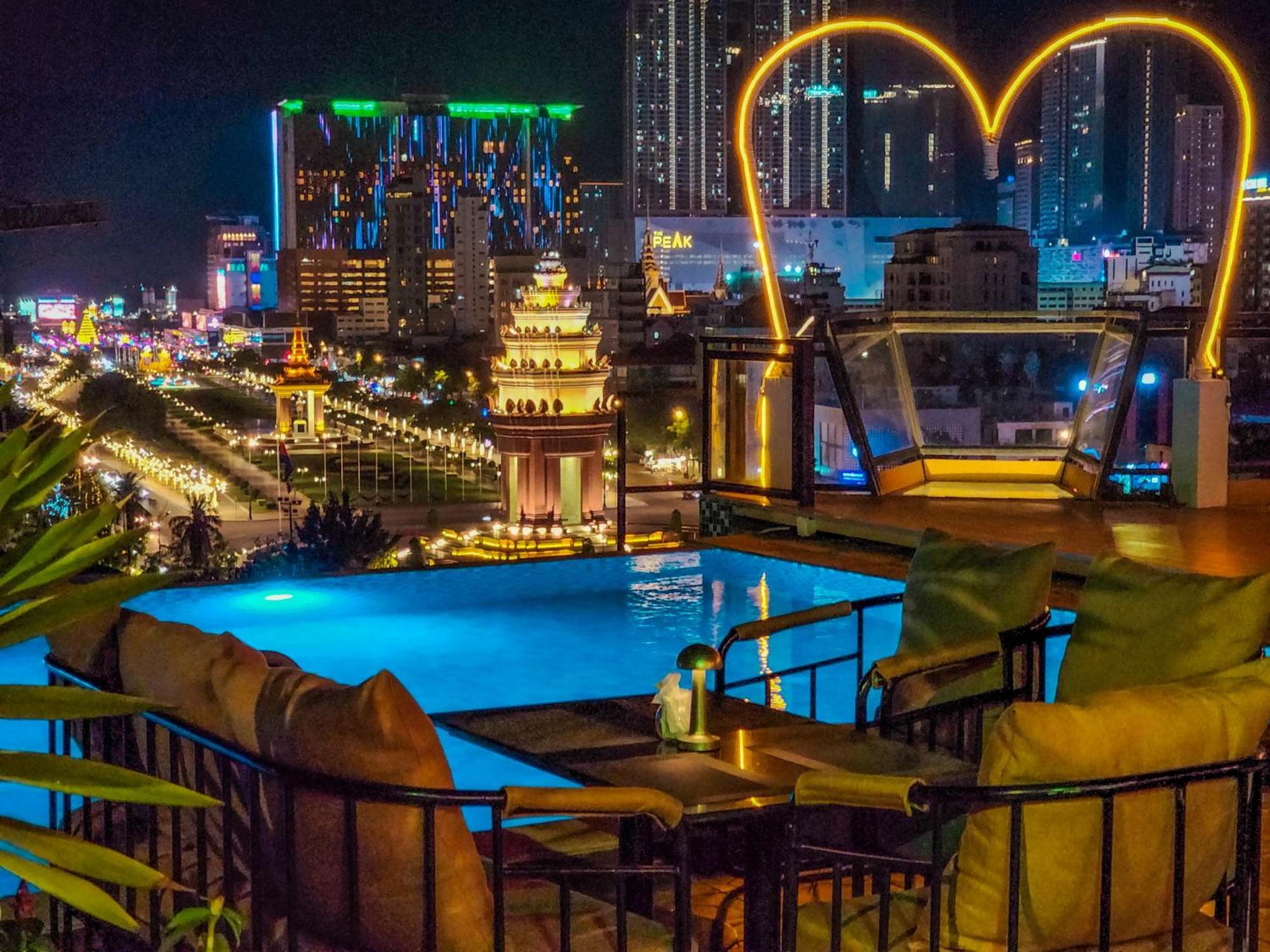 Phnom Penh 51 Hotel & Residences Exterior photo
